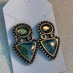 Silver Tone light blue Acrylic Turquoise Stone triangle shape Vintage Earrings